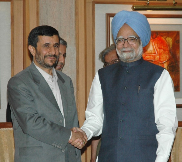 President Ahmedinejad and President Singh shaking hands